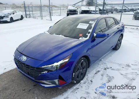 2022 Hyundai Elantra Hybrid Blue z USA, uszkodzony, nr VIN KMHLM4AJXNU013091